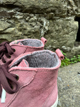 Natural World Eco Lila Suede Boots 913