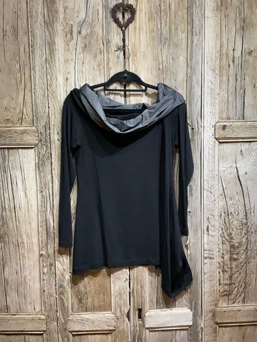 Preloved XO Xenia Black Cawl Top (with detachable grey Cawl detail)