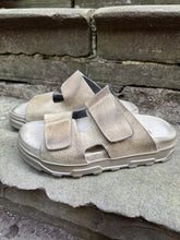 Lofina London Stone Slider 7002 SS25