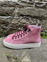 Natural World Eco Lila Suede Boots 913