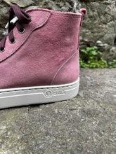 Natural World Eco Lila Suede Boots 913