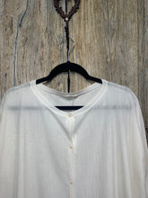 Apuntob a.b White Knitted Cardigan
