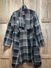 Preloved (NO LABEL) Edge to Edge Black & Grey Check Coat