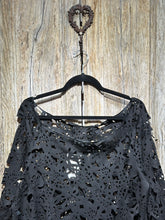 Preloved XD Xenia Design Black Cutout Tunic