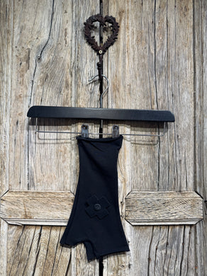 Plü Black Wrist Sleeve AW25