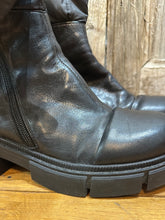 Preloved Patrizia Bonfanti Black Bow Boots