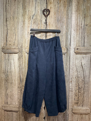 Preloved Corinna Caon Black Cropped Trousers