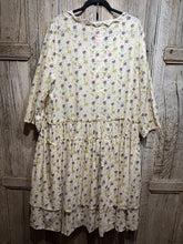 Preloved Ewa I Walla Floral Cream Dress