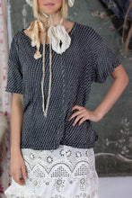 Magnolia Pearl Charlie Linen Dot Print T 1477