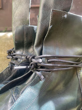 1725.a Green Leather Lace Up Boot