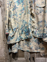 Preloved MAGNOLIA PEARL Blue Shirt