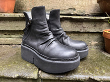 Lofina Gasoline Nero 8342 EU37