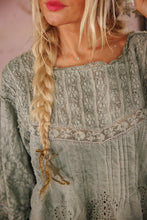 Magnolia Pearl Crochet Jodi Blouse 2320