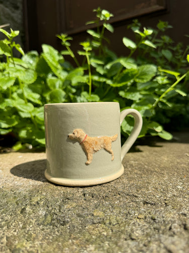 Hogben Pottery Mug - Golden Labrador