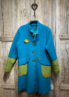 Preloved INFINI-MOI Turquoise Faux-Wool Coat with Bird Badge