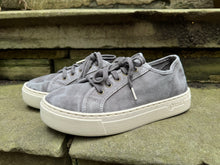 Natural World Eco Gris Enz Pumps 623