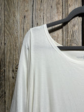 Preloved XD Xenia Design White Short Sleeve