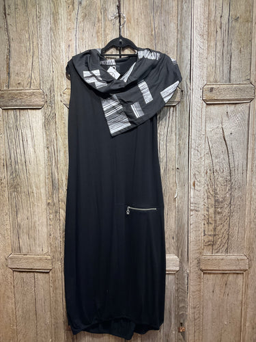 Preloved My Soul Black Black & White Dress with Collar Detail
