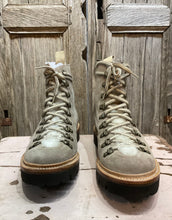 Preloved Maple Suede Boots