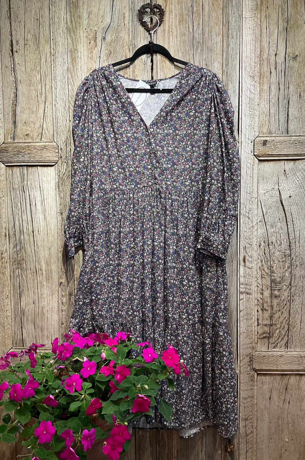 Preloved BAUKJEN Fine Cord Floral Smock Dress