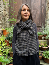 THING Anthracite Soft Check Scarf 7328 AW26