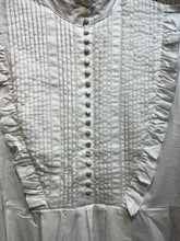 Preloved THE SHIRT COMPANY LONDON White Edwardian Shirt