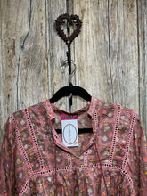 Preloved KITSCH & POP Print and Sparkle Top