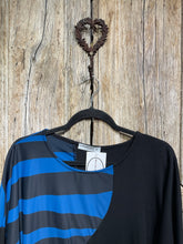 Preloved Alembika Black & Blue Stripe Tee