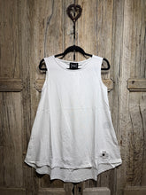 Plü White Sleeveless A Top 5001 SS26