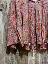 Preloved KITSCH & POP Print and Sparkle Top