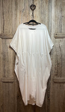 Preloved WENDY TRENDY White Dress