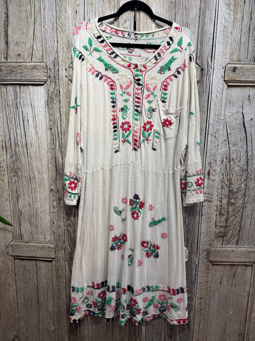 Magnolia Pearl Preloved Embroidery Dress