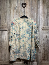 Preloved MAGNOLIA PEARL Blue Shirt