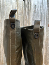 Preloved Carvela Green Leather Boots