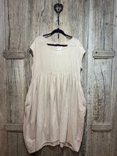 Preloved Privatsachen Beige Cotton Cap Sleeved Dress