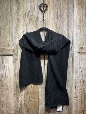 Preloved BOX 2 Black Knit Scarf