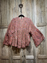 Preloved KITSCH & POP Print and Sparkle Top