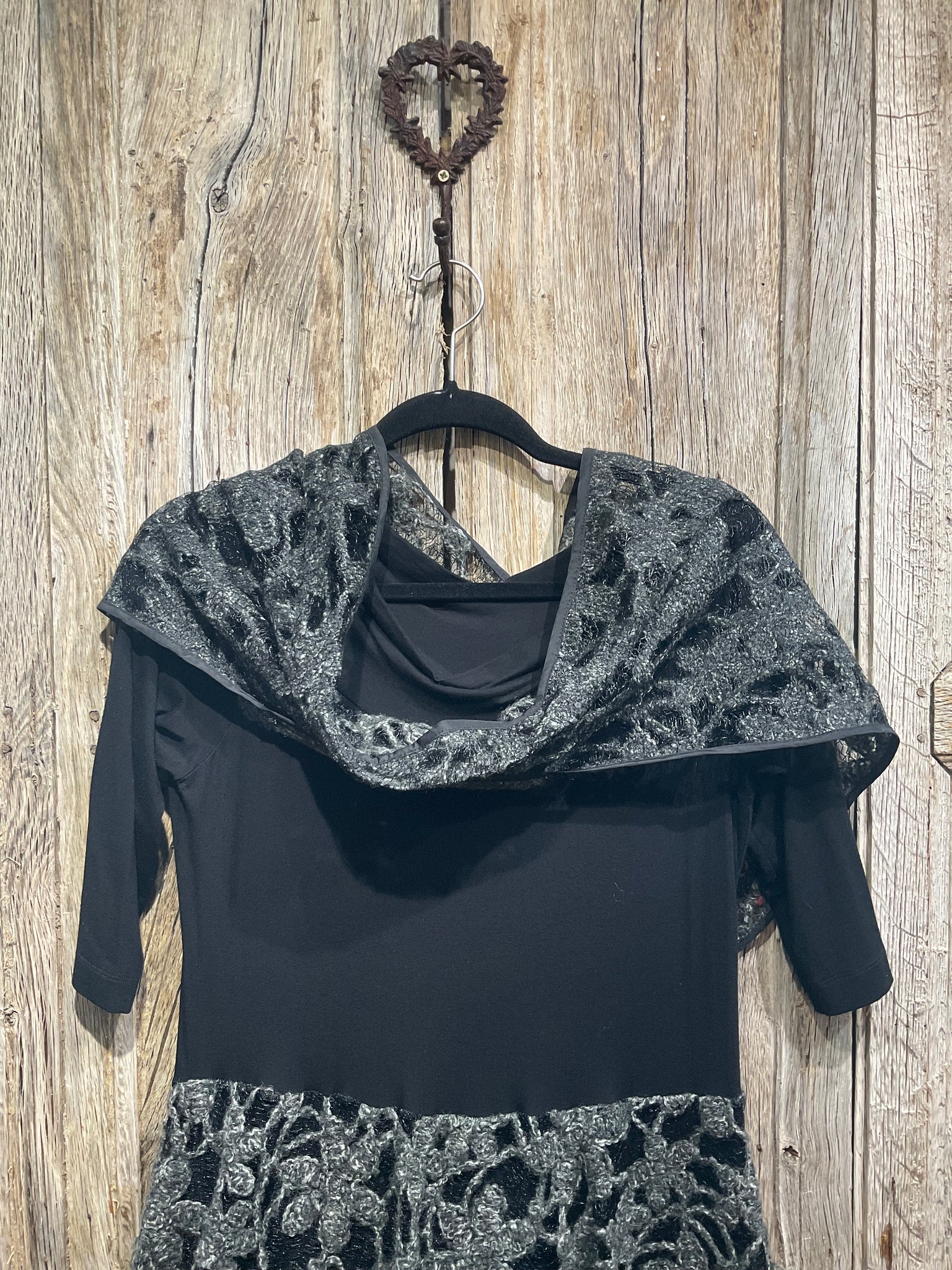 Preloved XENIA DESIGN Black & Grey Knit Detail Dress and Scarf Dotclothing UK Preloved XENIA DESIGN Black & Grey Knit Detail Dress and Scarf Dotclothing UK