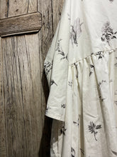 Preloved OFFICINAE White Cotton Dress with Delicate Print