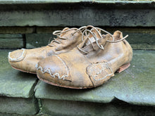 Preloved Magnolia Pearl Hand-Stitched Howard Oxfords