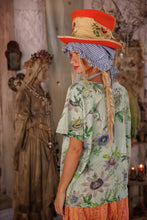 Magnolia Pearl Passion Vine Tee 2441