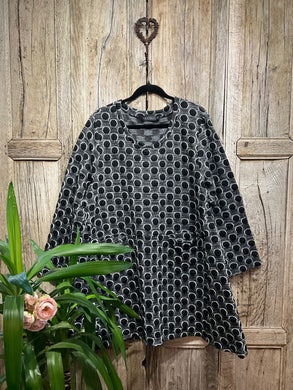 Preloved BELLA BLUE Grey Dress with Black Embossed Spots