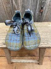 Preloved Handmade Harris Tweed Shoes Size 38