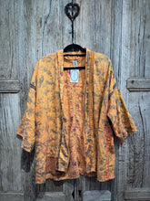 Magnolia Pearl Preloved Julian Floral jacket 946