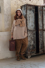 Les Ours Cognac Scarf AW25