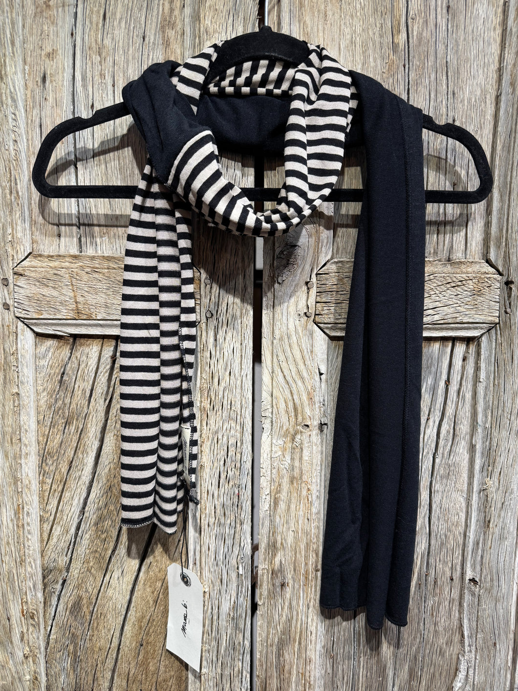 Mama b LIMPIDA Nero Scarf SS25