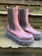 Lofina Gasoline Melanzana Boots 4260