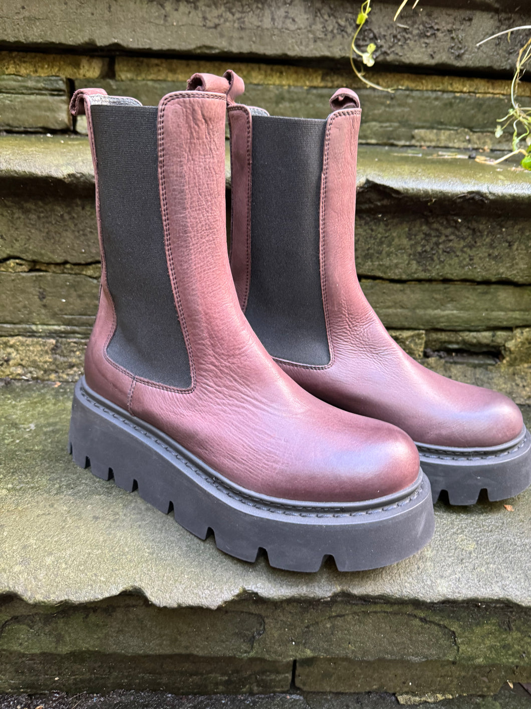 Lofina Gasoline Melanzana Boots 4260