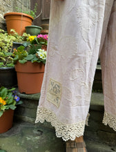 JLS Lace Edged Striped Bloomers D22