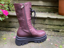 Preloved Lofina Gas Melanzana 4001 Leather Boots size 41